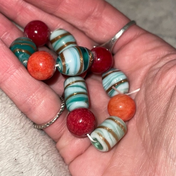 New Handmade Turquoise Red Jasper Angels Breath Beaded Bracelet - Picture 4 of 10